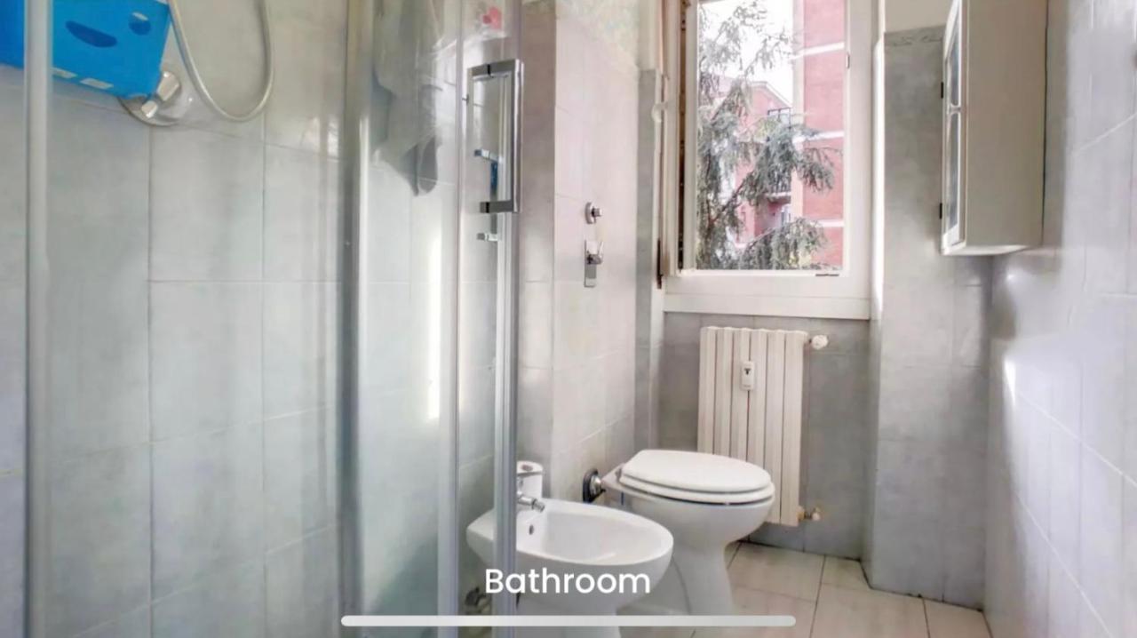 Metro Famagosta - Luminoso Appartamento Con Balcone Free Wifi & Parking Mailand Exterior foto